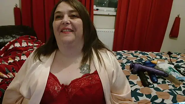 HousewifeMilf_Courtney