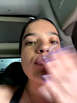 Webcam Model (JuanitaMore01)  is live.Free join now!