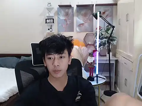 niel_cumshow