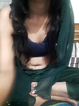 Webcam Model (zahra3)  is live.Free join now!