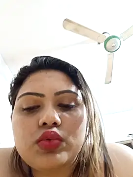 Webcam Model (blue-berry07)  is live.Free join now!