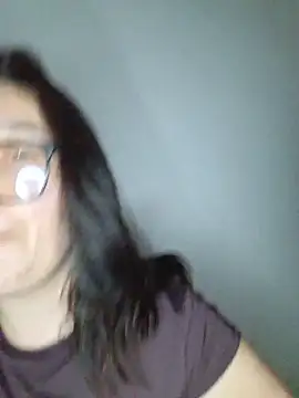 Webcam Model (scarlettsofii19)  is live.Free join now!