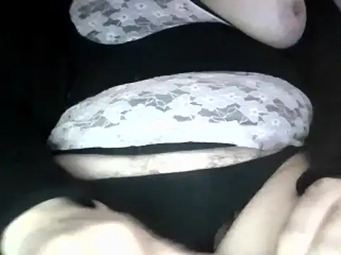 sexmilf- - Sexmilf-'s free webcam - UK Sex Cams