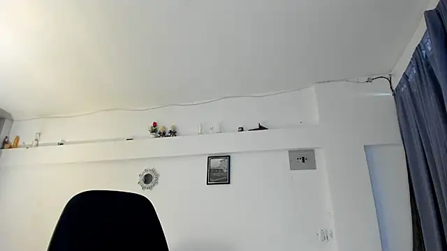 Sinthia_Collins's Stripchat show and profile