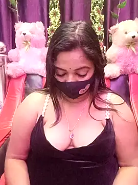 Webcam Model (ella_mariya)  is live.Free join now!