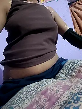 Webcam Model (sweet_simmi)  is live.Free join now!