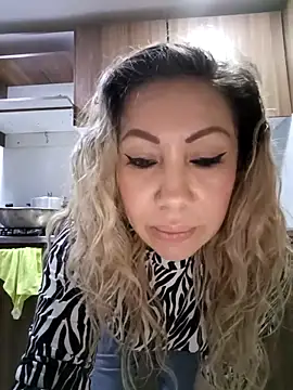 Webcam Model (coral_smitth)  is live.Free join now!