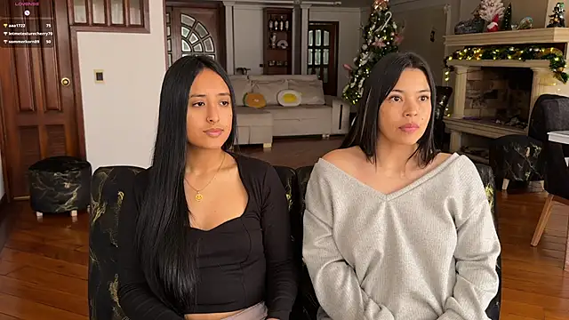 2SummerLove1 Live Webcam on Stripchat