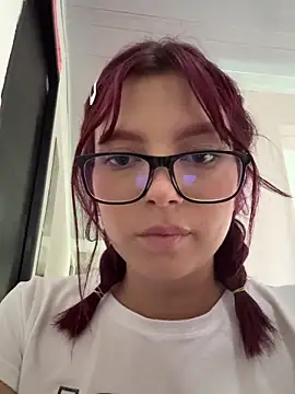 l0lita_sweet Live Webcam on Stripchat