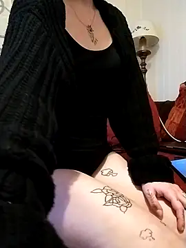 Webcam Model (Leacouturierrr)  is live.Free join now!