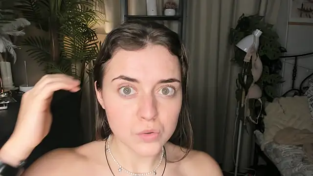 ThelmaJusto Live Webcam on Stripchat