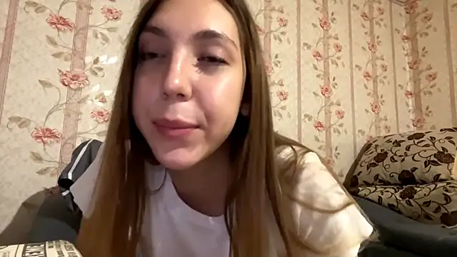 Katebarbie webcam stripchat model stream image