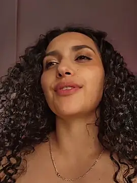 Webcam Model (Lucy_Marin)  is live.Free join now!