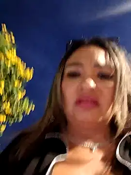 Webcam Model (Afroditecash)  is live.Free join now!