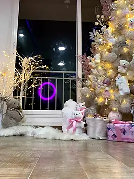 Webcam Model (Lexa_queen)  is live.Free join now!