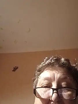 Webcam Model (Katherine735)  is live.Free join now!