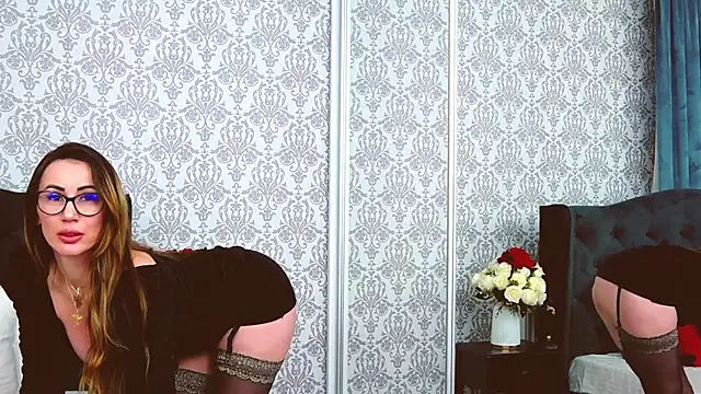 firsttimepam - FirstTimePam's free webcam