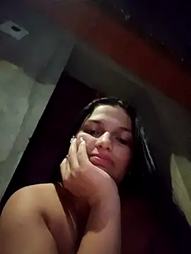 Webcam Model (girl_milk1)  is live.Free join now!