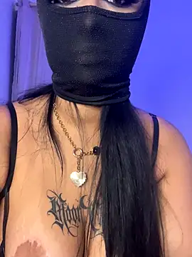 kamila_french Live Webcam on Stripchat