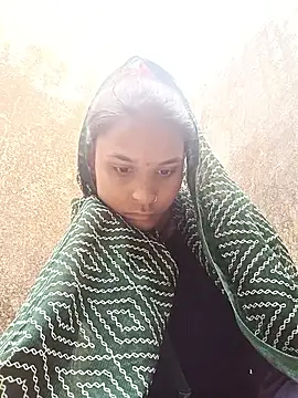 Webcam Model (Idhika_Jha)  is live.Free join now!