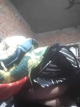 Webcam Model (Hott_cutgirl)  is live.Free join now!