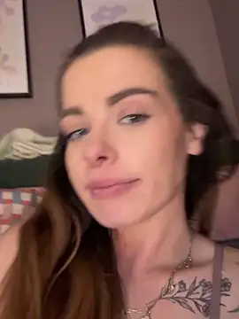 Webcam Model (PiperPassionX)  is live.Free join now!