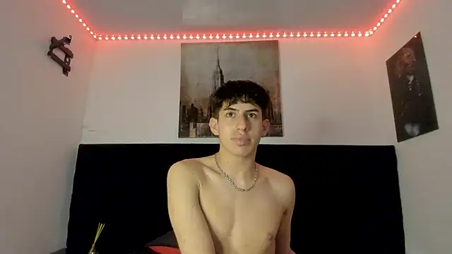 aaron_spencer13 - Aaron_Spencer13's free webcam - UK Sex Cams