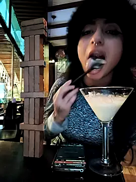 Webcam Model (Lila_Desiree)  is live.Free join now!