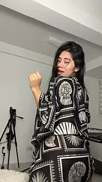 Webcam Model (aimi_art1)  is live.Free join now!