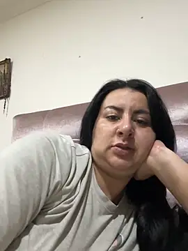 abril_luv - Abril_Luv's free webcam - UK Sex Cams