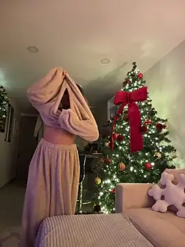 Webcam Model (SaraParisi)  is live.Free join now!