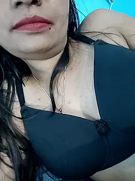 Webcam Model (Vaani_Actress)  is live.Free join now!