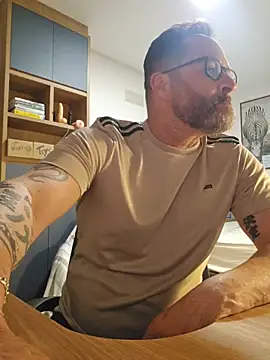 lorenzodaddy (M mature) - PUT FOXXY TAIL  & DOGGY