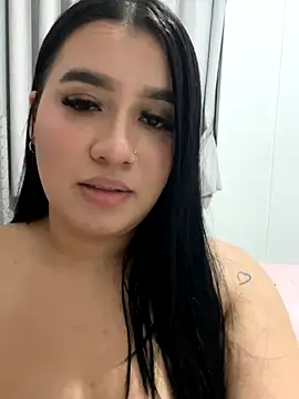 Webcam Model (Aliciawhitee)  is live.Free join now!