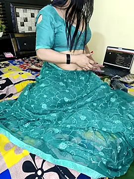 Webcam Model (PRIYA_22)  is live.Free join now!