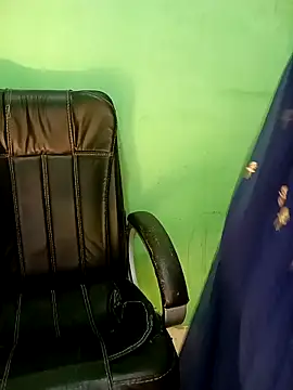 Webcam Model (Rashmi_011)  is live.Free join now!