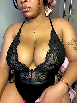 Webcam Model (YellowHoneyDip)  is live.Free join now!