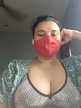 Webcam Model (Tamil_Sivani)  is live.Free join now!