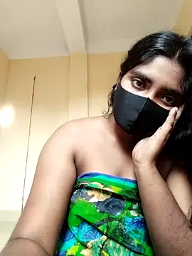 Webcam Model (Lina-Rose)  is live.Free join now!