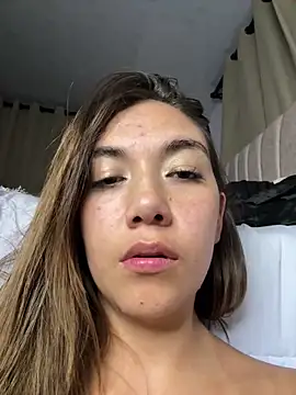 Webcam Model (Iris_lee)  is live.Free join now!