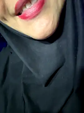 Webcam Model (Jameela)  is live.Free join now!