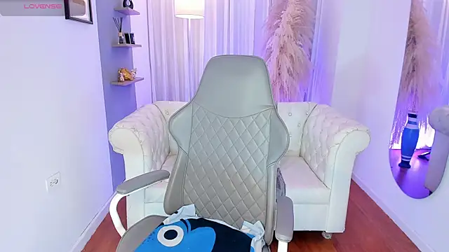 Natalia_Leon8 from StripChat