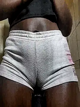 Webcam Model (julietunderwoood)  is live.Free join now!