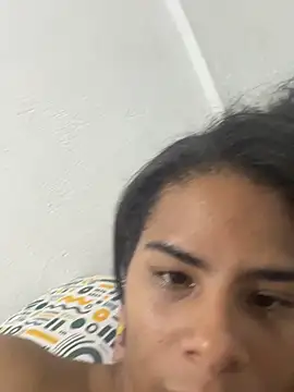 Webcam Model (NikolRose)  is live.Free join now!