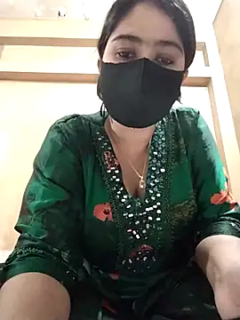 Webcam Model (Magical_Girl-)  is live.Free join now!