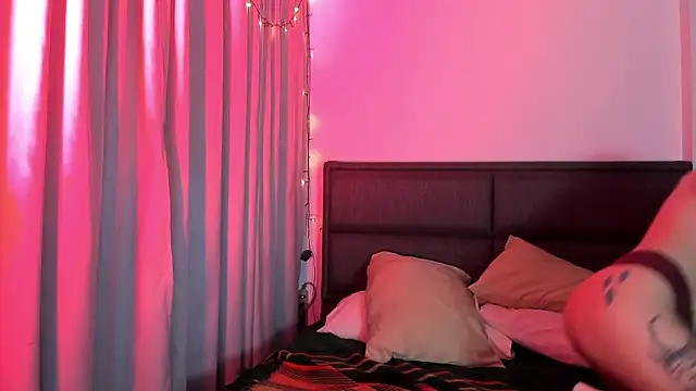 psycatt_ webcam stripchat model stream image