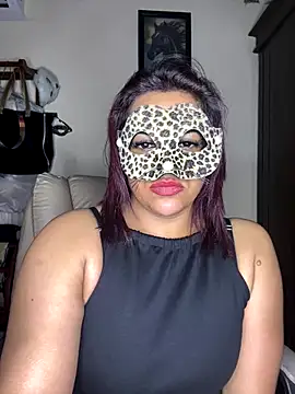 Webcam Model (SLNatasha)  is live.Free join now!