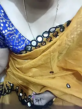 Webcam Model (aliseanu-telugu)  is live.Free join now!