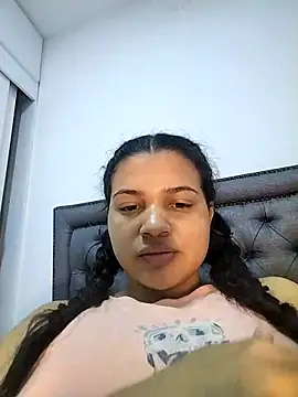 Webcam Model (Eimy-04)  is live.Free join now!