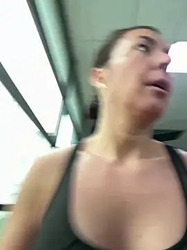 Webcam Model (eveangelll)  is live.Free join now!